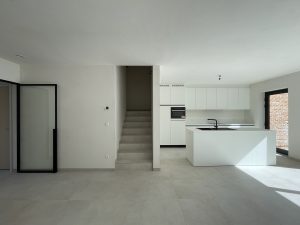 12 20230324_121640170_iOS