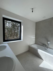 22 20230325_140544045_iOS