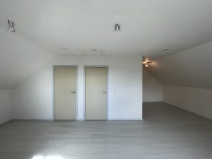 26 20230325_140026238_iOS