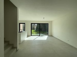 8 20230324_121606091_iOS